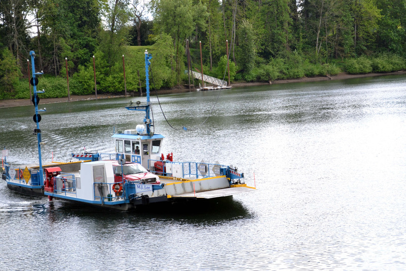  Canby Ferry Crossing 02 