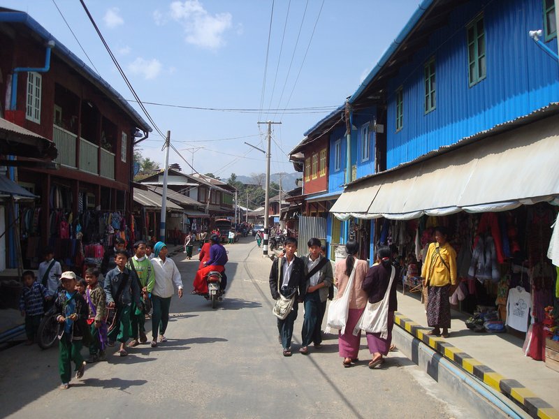 Namhsan - main street