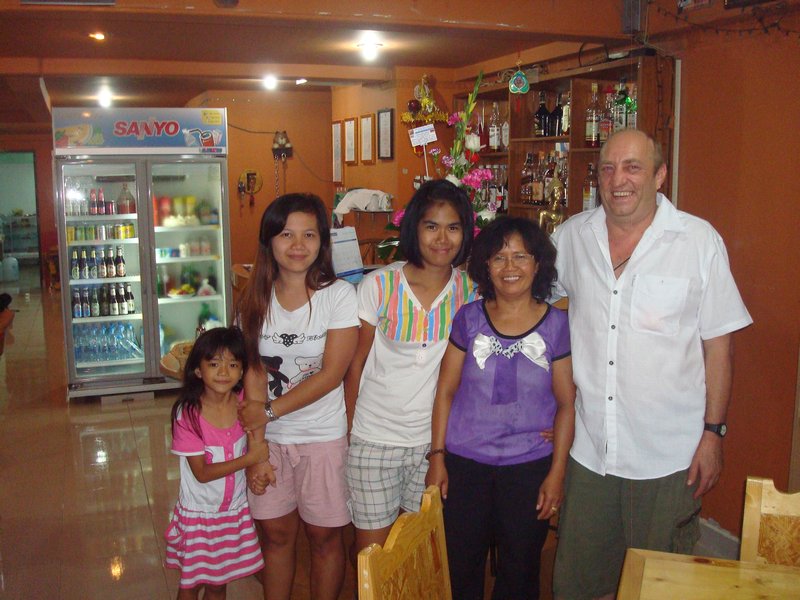 Friendly owners and staff at 'Mamas' guesthouse