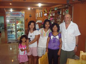 Friendly owners and staff at 'Mamas' guesthouse
