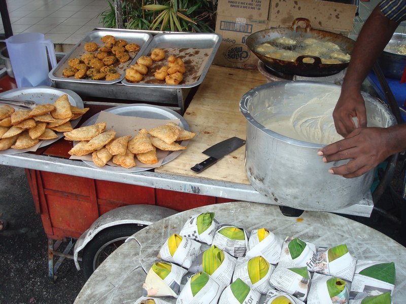 Penang - Nasi Lemuk and some indian snacks