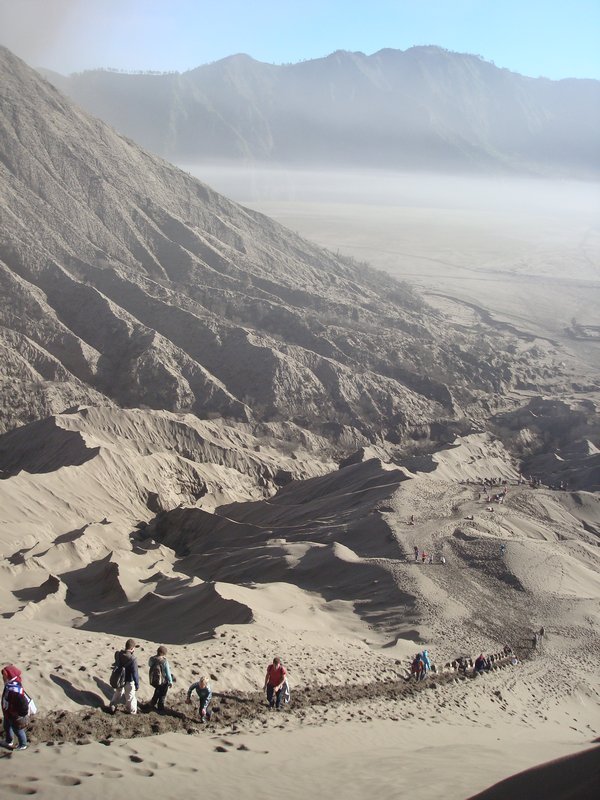 Short but steep climb to Bromo crater