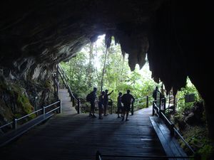 Cave of the winds