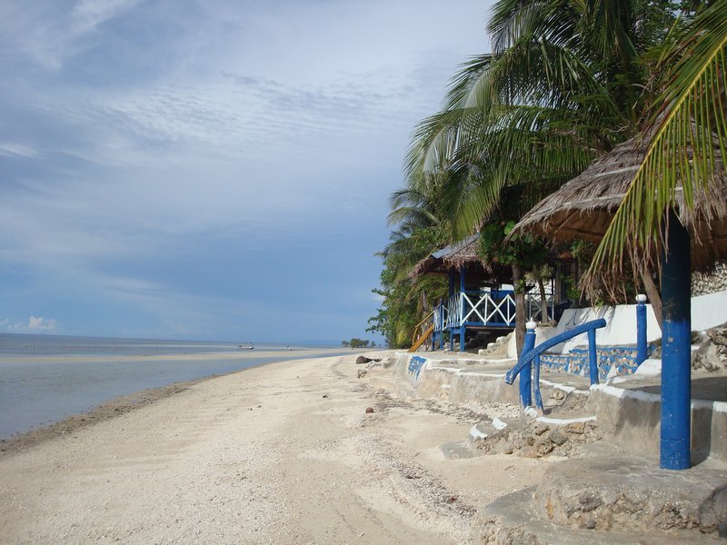 Resort near Larena