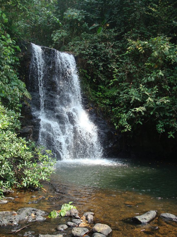 Small waterfall above Fan Waterfall