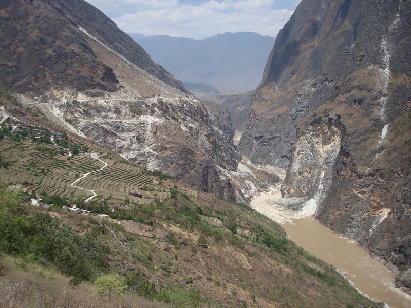 Tiger Leaping Gorge - Walnut Garden