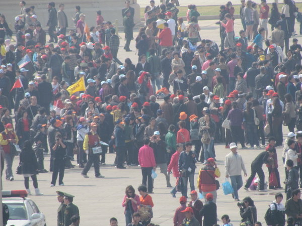 crowds in Tian'amen Square