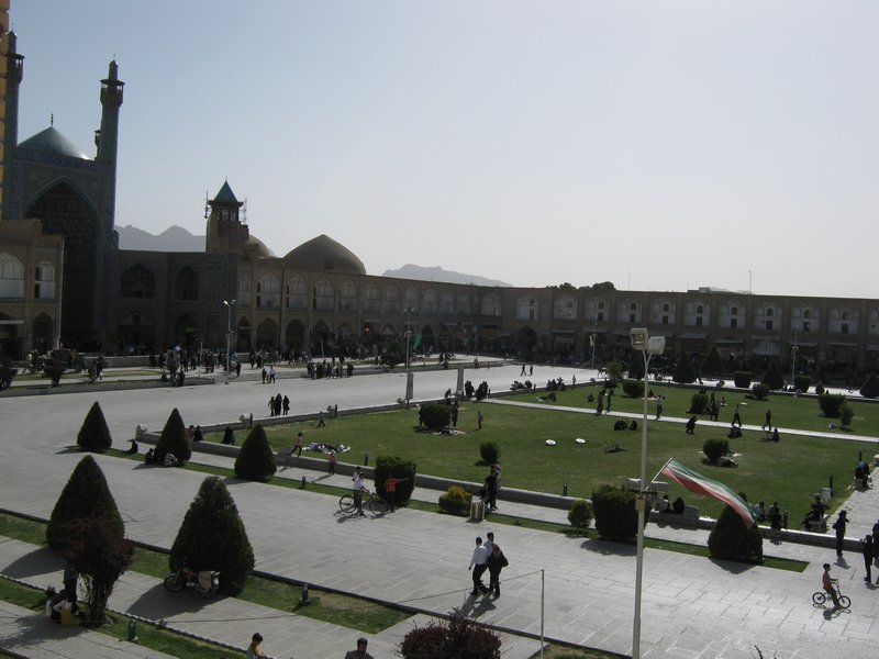 "Naghsh-e Djahan" square