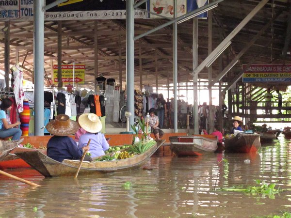The Floating Market 2