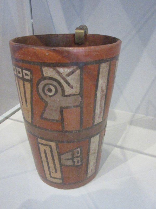 Pre-Inca exhibit at MALI museo