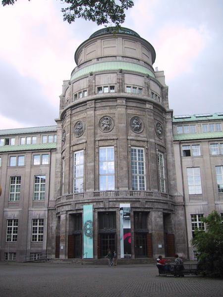 Façade of Deutsches Museum