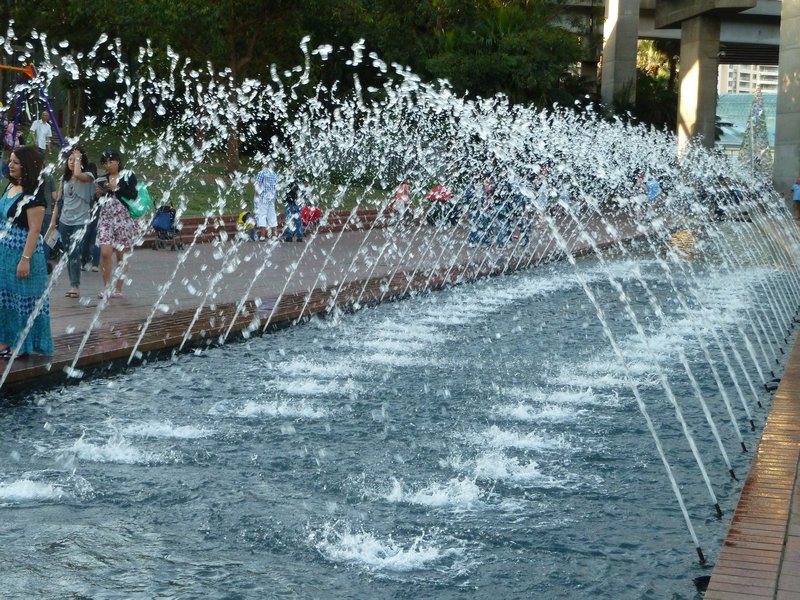 Water fountains in Darling Harbour