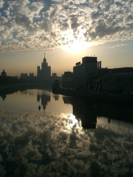 Moskva river and Stalin building