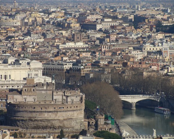 Castel Sant'Angelo and river Tiber