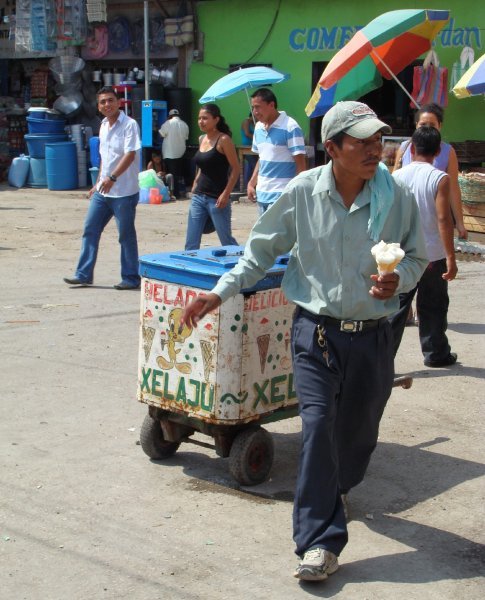 Ice cream man, Flores