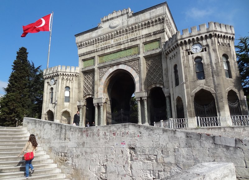 Main gate, Istanbul university