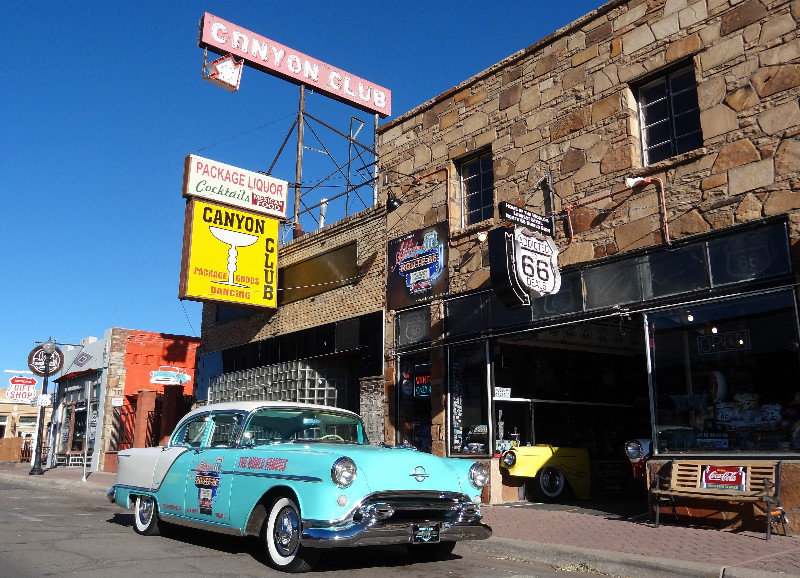 Canyon Club, Route 66