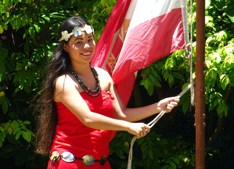 Raising the flag of Tahiti