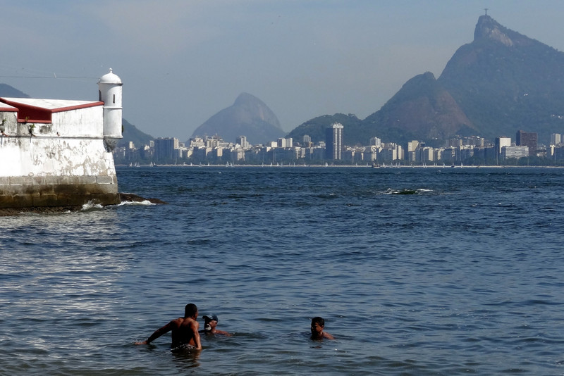 View of Rio de Janeiro from Praia Do Gragoata