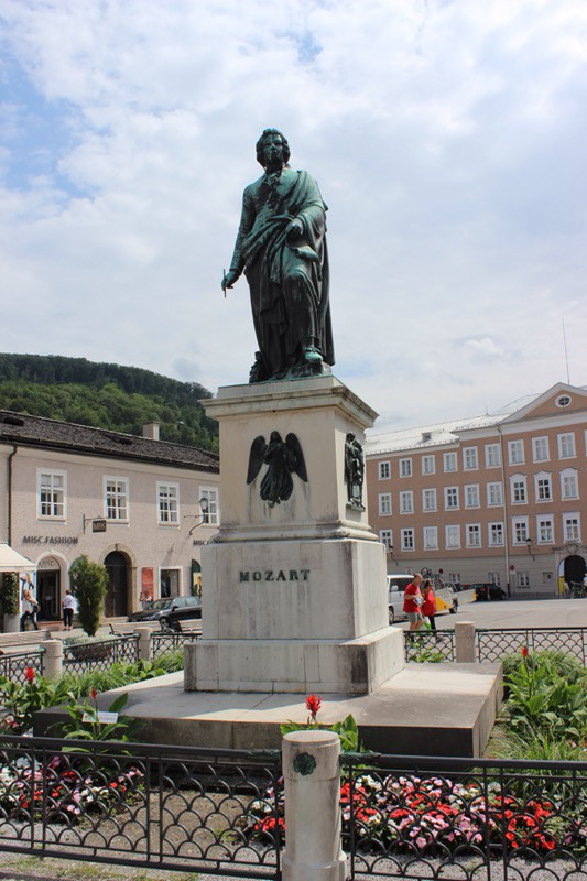 Mozart Platz with Wolfgang's statue