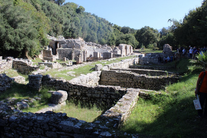 Greek/Roman ruins