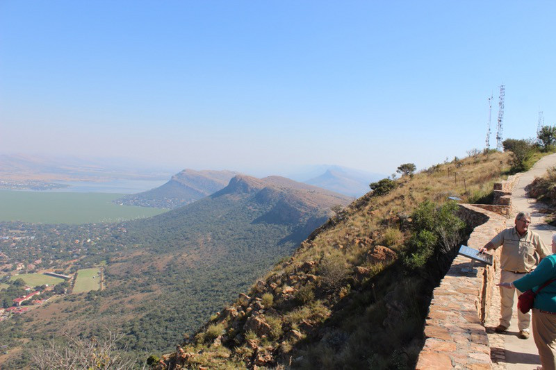View from top of Magaliesberg Mt.