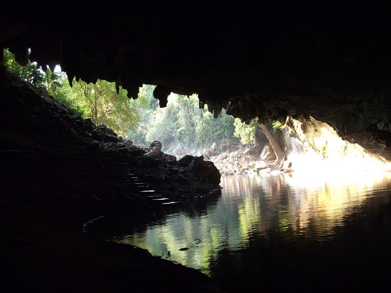 Kong Lo Cave