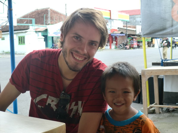 Tomek & Indonesian kid