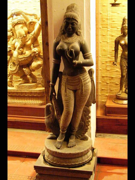 Sexy Statue in Mamallapuram