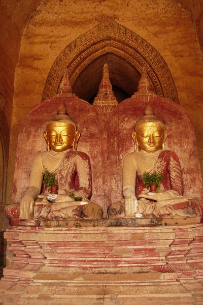 Only Pagoda w/two Buddha's