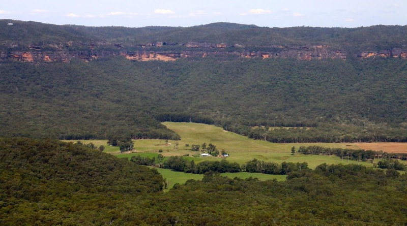 Megalong Valley from Hargraves Lookout