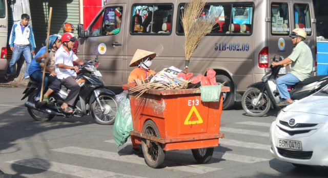 Garbage collection Saigon style