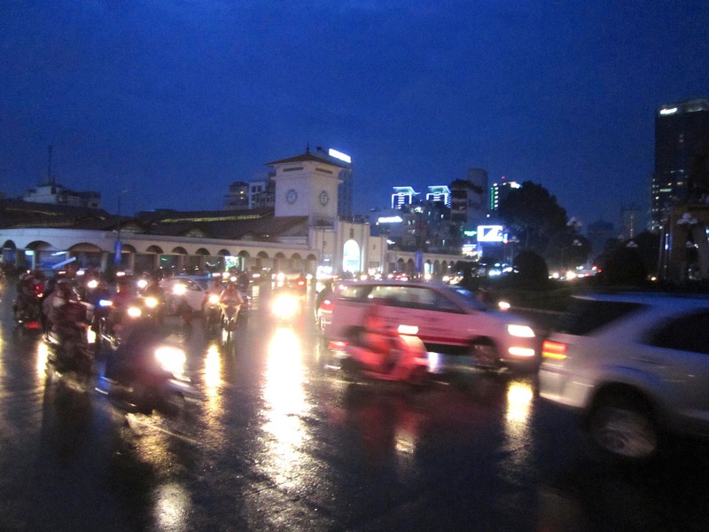 Crazy Saigon Traffic