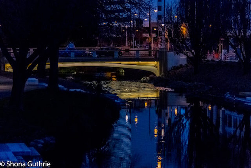 Avon River at Bridge of Remembrance, Cashel Street 