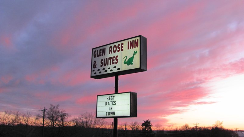 Glen Rose Inn and Suites