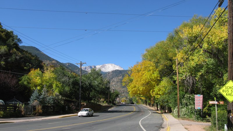 Coming into Manitou Springs from the East