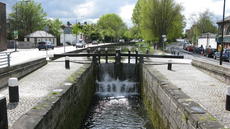 Lock at Charlemont on canal