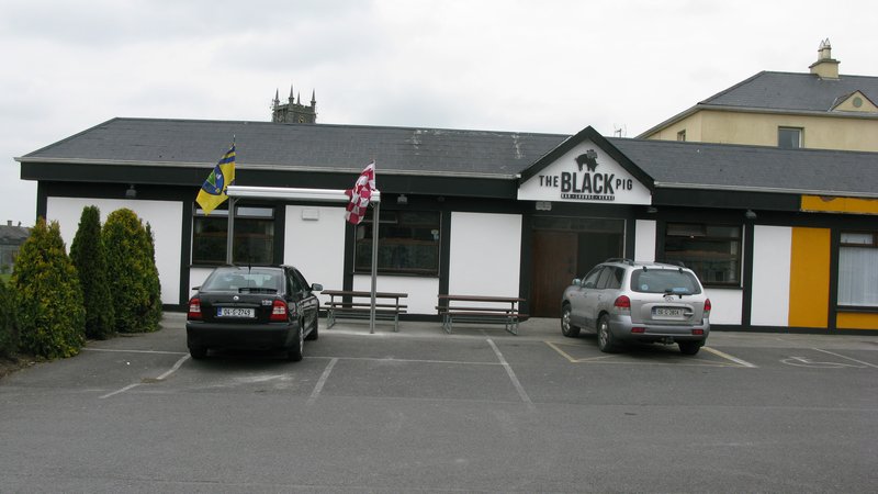 The Black Pig bar