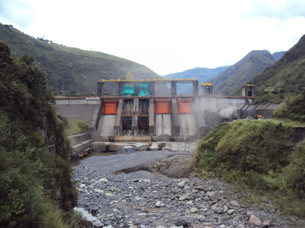 hydroelektrarna Agoyan/ hydro power plant Agoyan