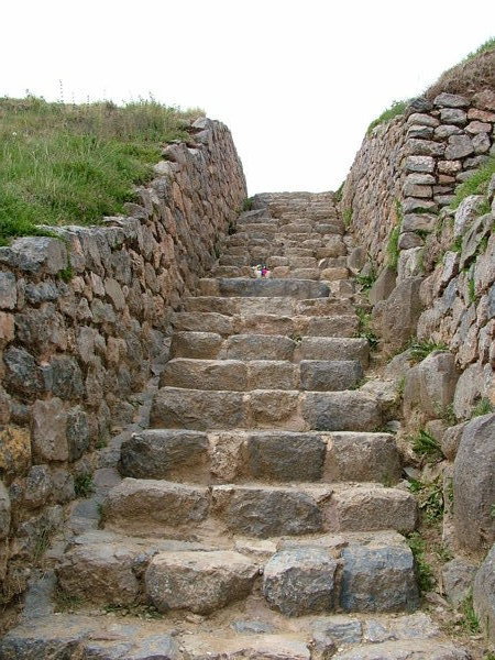 prilis vela schodov/ too many steps