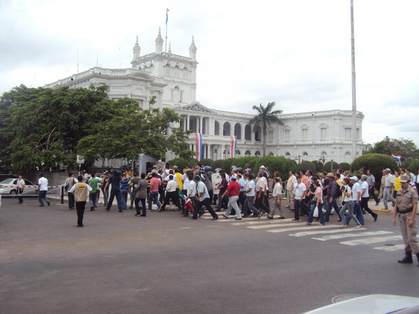 Asuncion - demonstracia/ demonstration