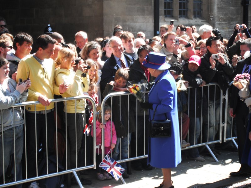 Queen Visits Cambridge  (18)