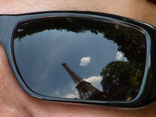 Nick Sees Eiffel