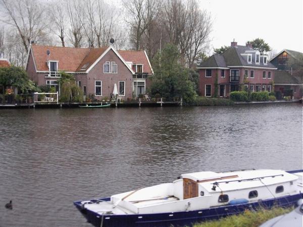 Living on the Canals