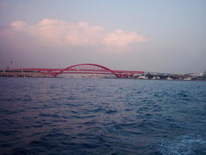 The bridge to Port Island, Kobe, the man-made island!