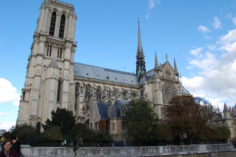 Notre Dame - side view