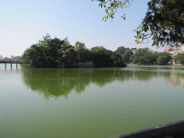 Hoan Kiem lake