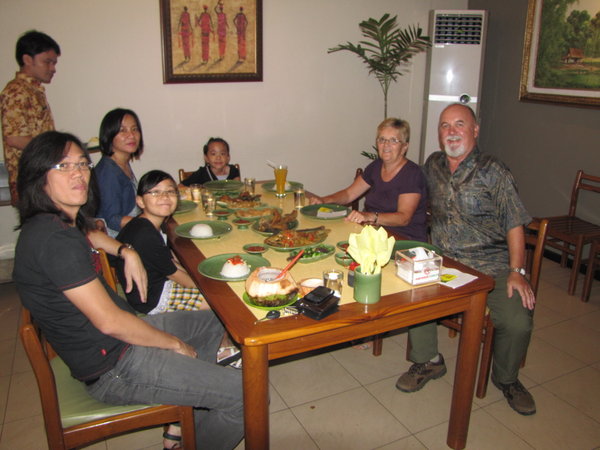 Dinner with Liany's sister and family, Jakarta | Photo