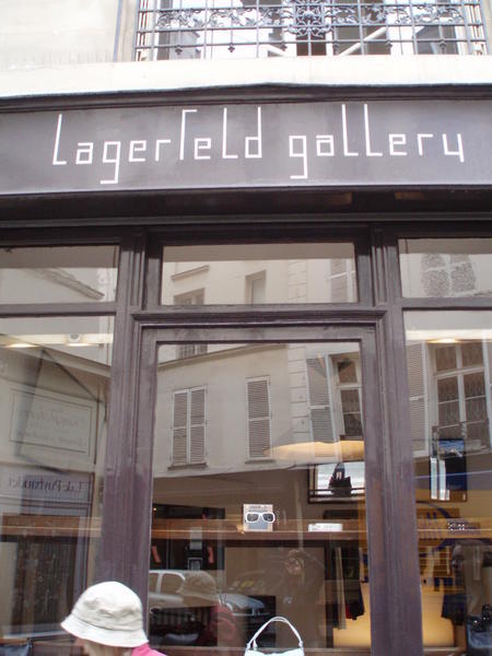Karl Lagerfeld shop...