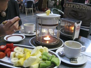 White Chocolate Fruit Fondu Fabulous